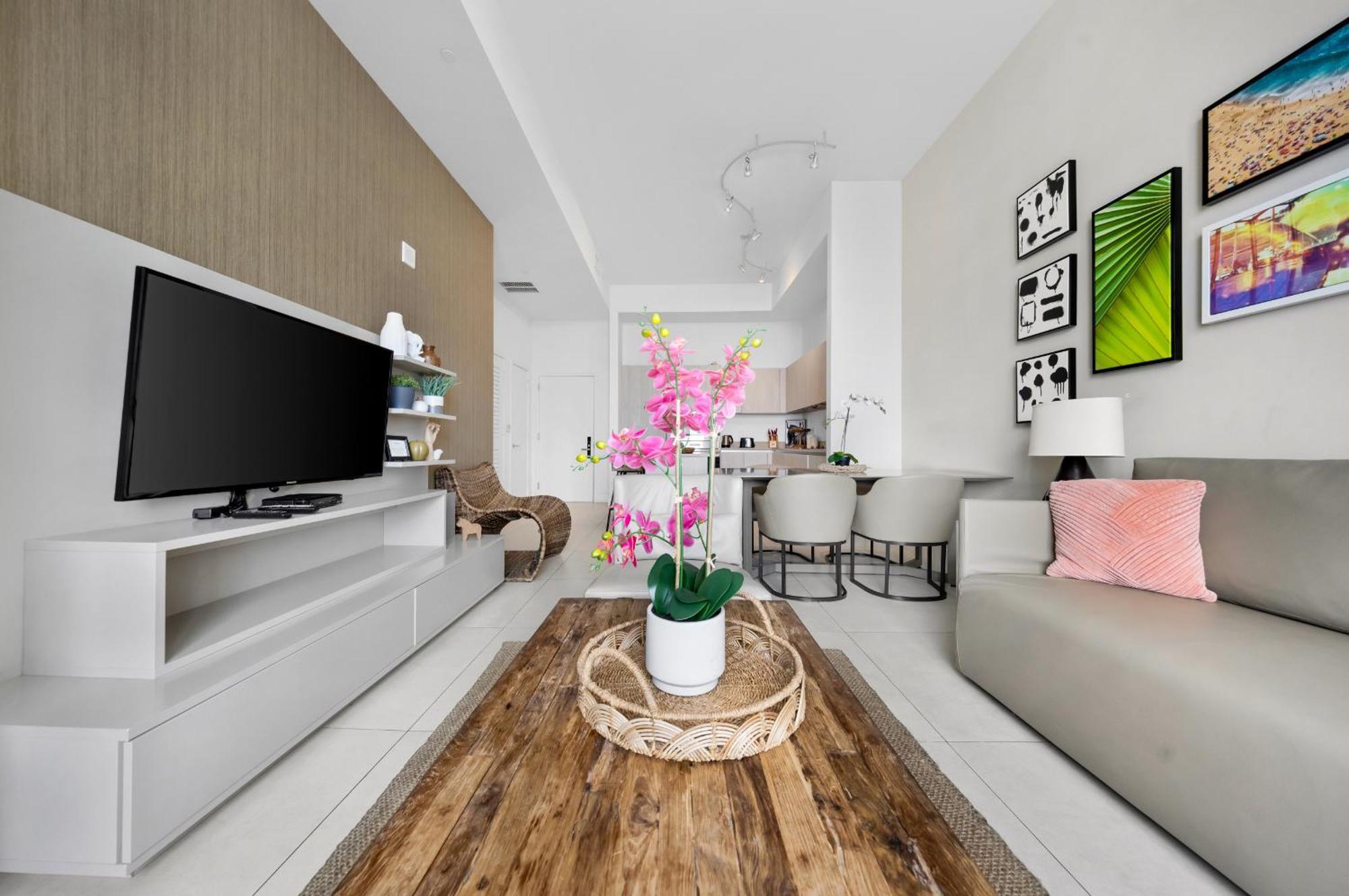 Wake Up To The Sound Of Waves In A Stylish Condo In A Luxury Resort Hollywood Exterior foto