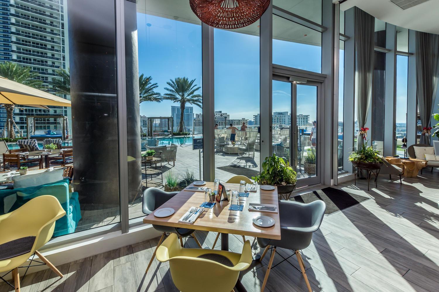 Wake Up To The Sound Of Waves In A Stylish Condo In A Luxury Resort Hollywood Exterior foto