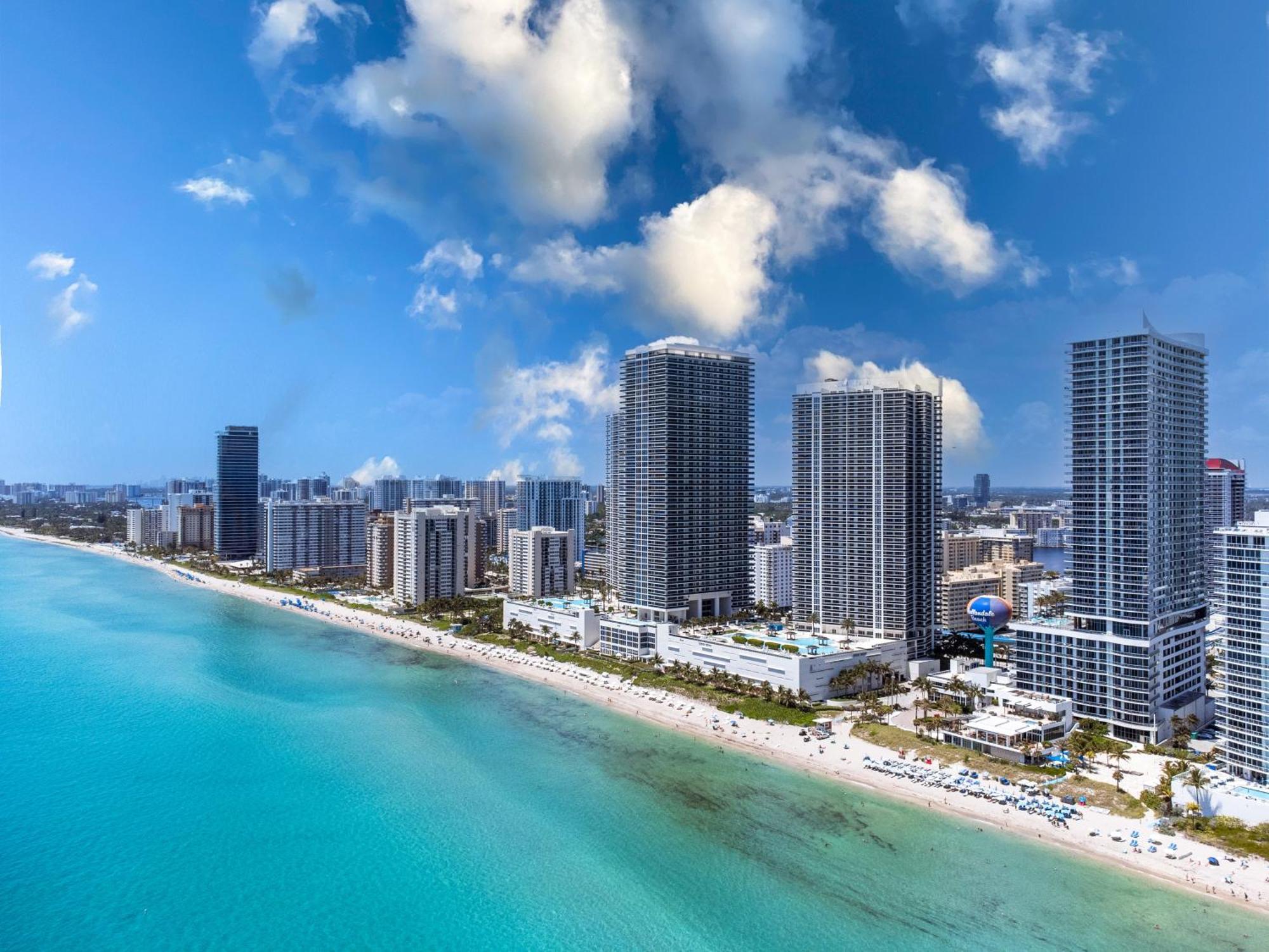 Wake Up To The Sound Of Waves In A Stylish Condo In A Luxury Resort Hollywood Exterior foto