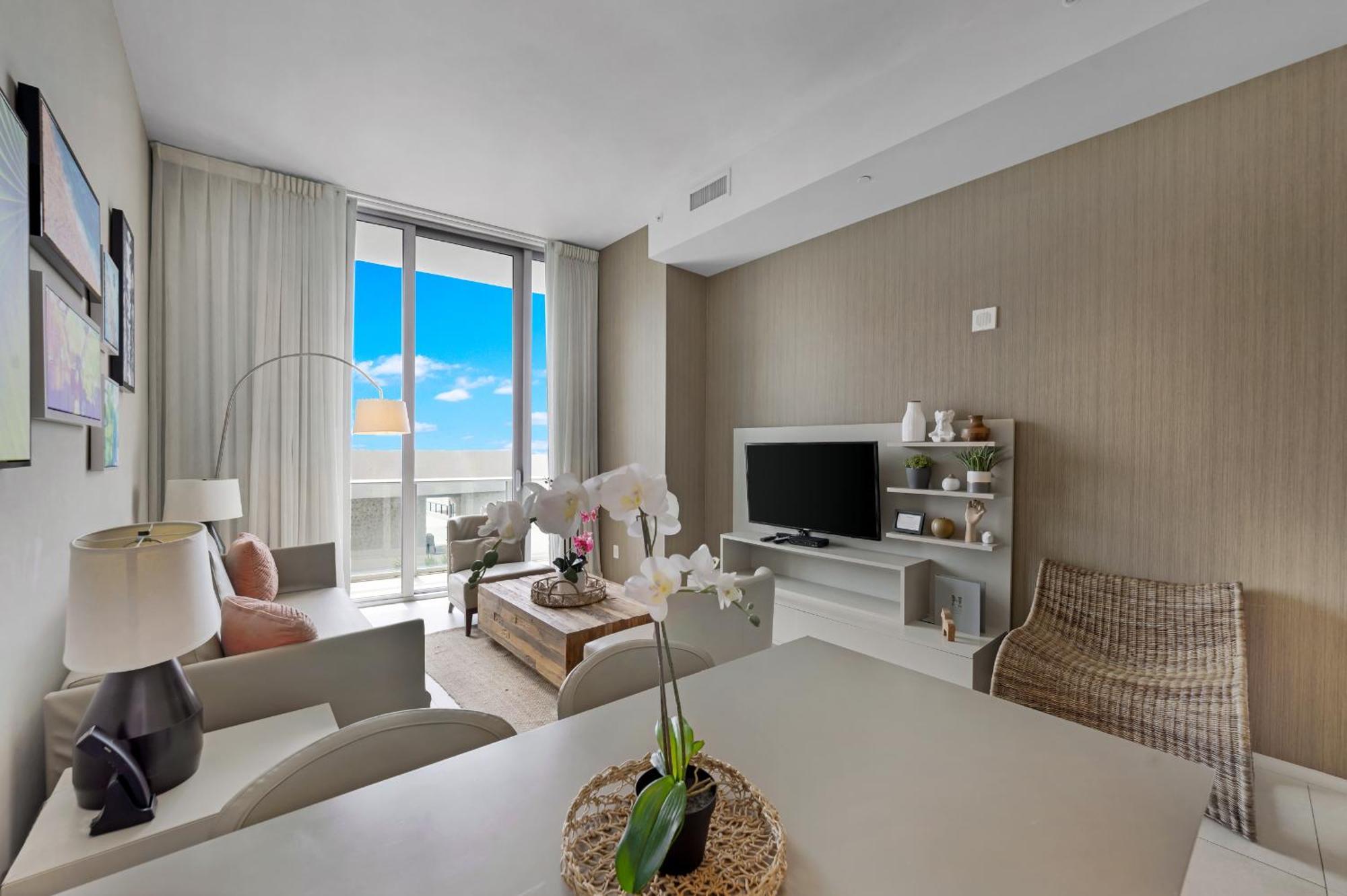 Wake Up To The Sound Of Waves In A Stylish Condo In A Luxury Resort Hollywood Exterior foto
