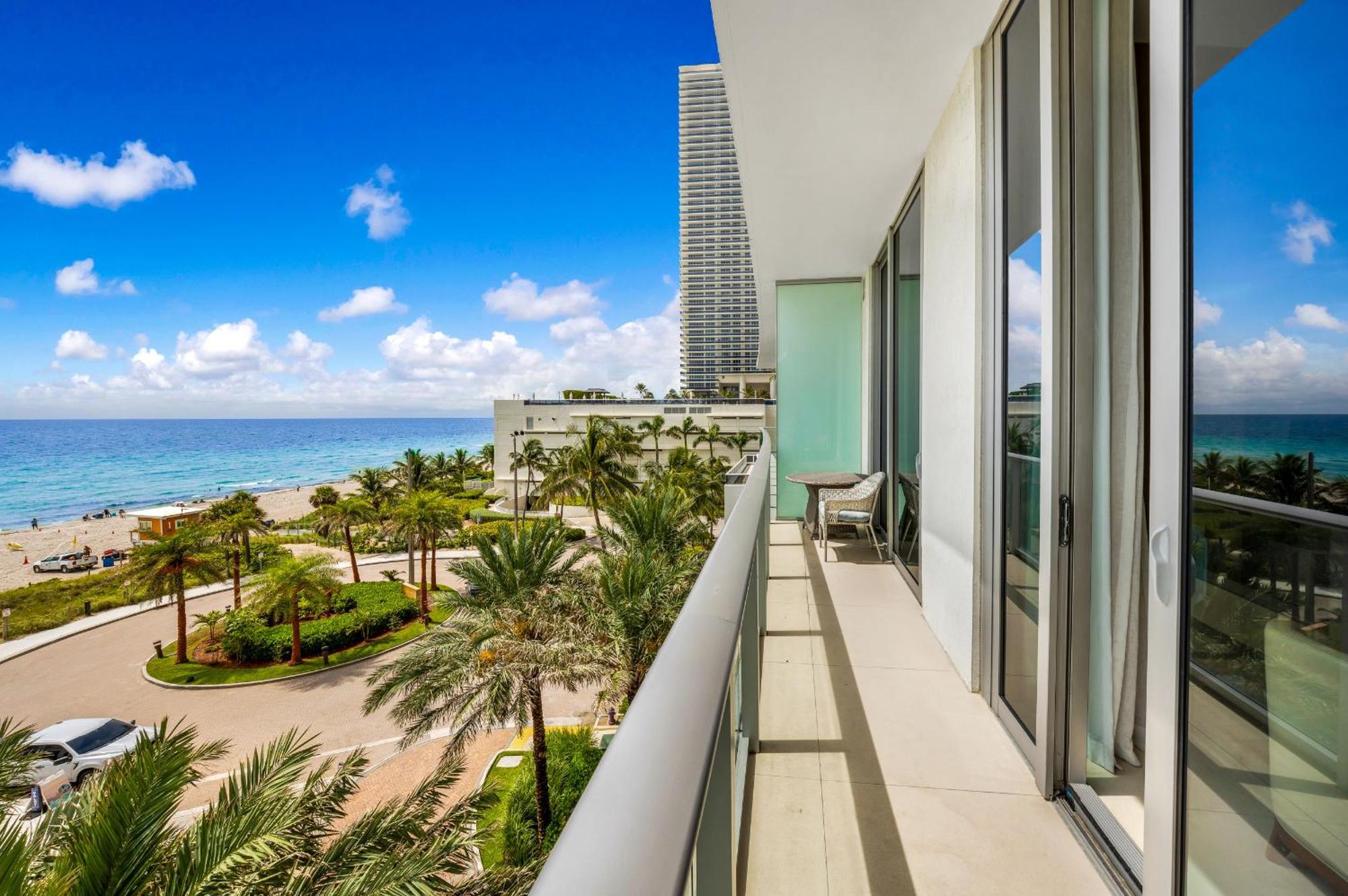Wake Up To The Sound Of Waves In A Stylish Condo In A Luxury Resort Hollywood Exterior foto