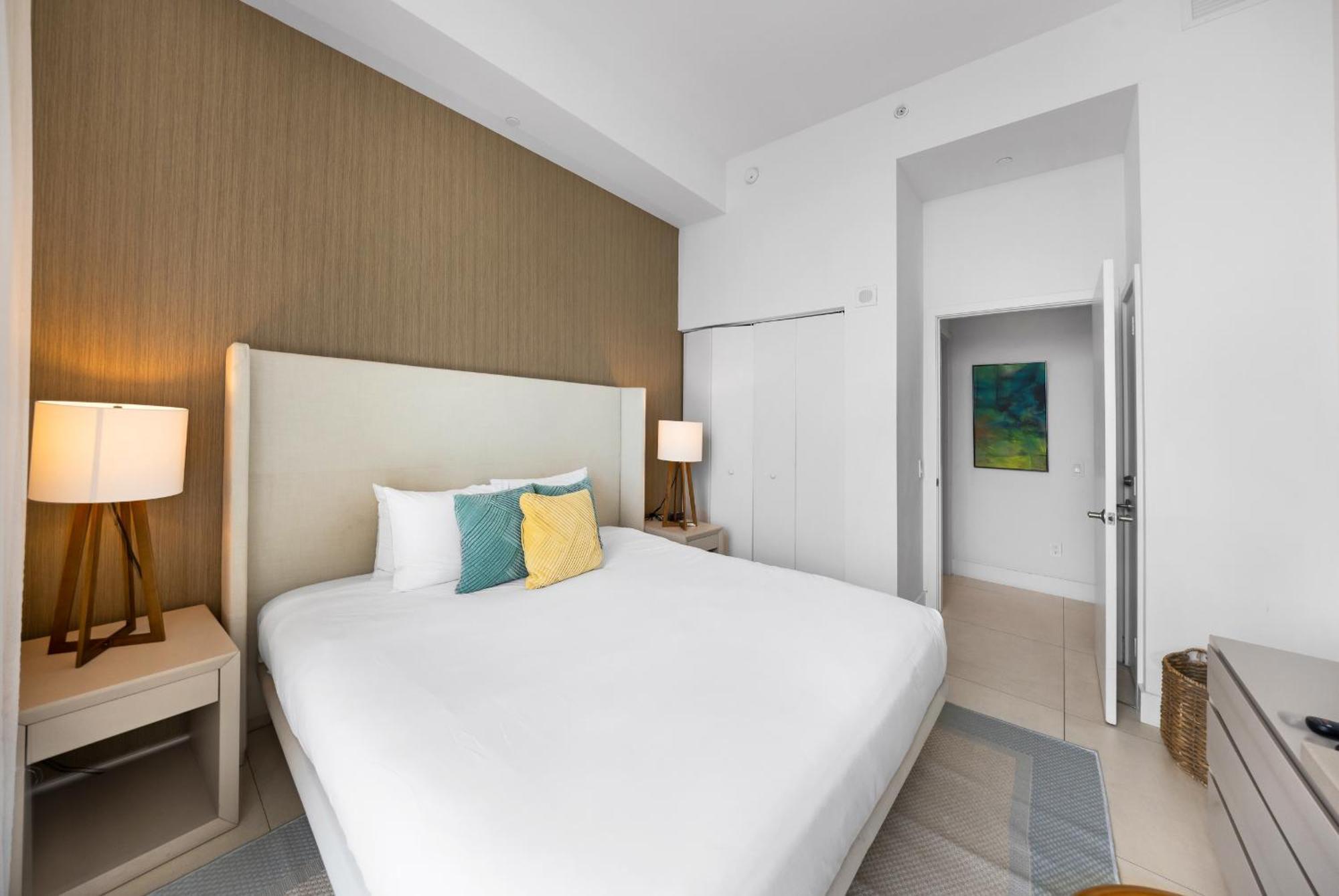Wake Up To The Sound Of Waves In A Stylish Condo In A Luxury Resort Hollywood Exterior foto